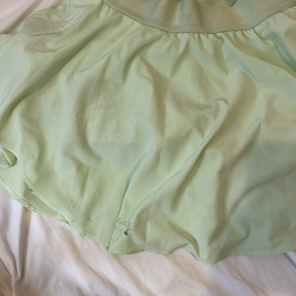 Lululemon Court Rival Skirt Sz 4 - Picture 7 of 8